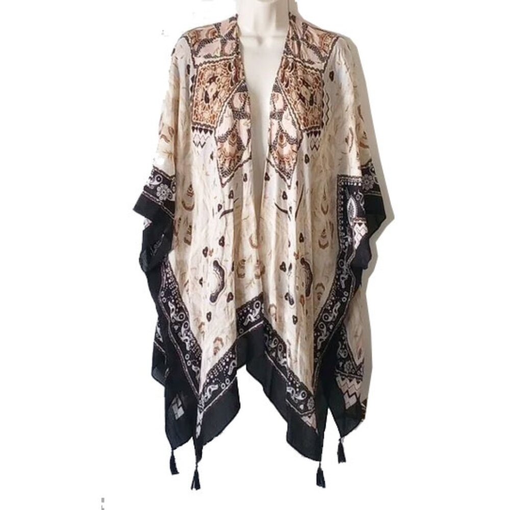 Vince Camuto Kimono Wrap OS Tassels Beige Black Engineered Design Deer Birds